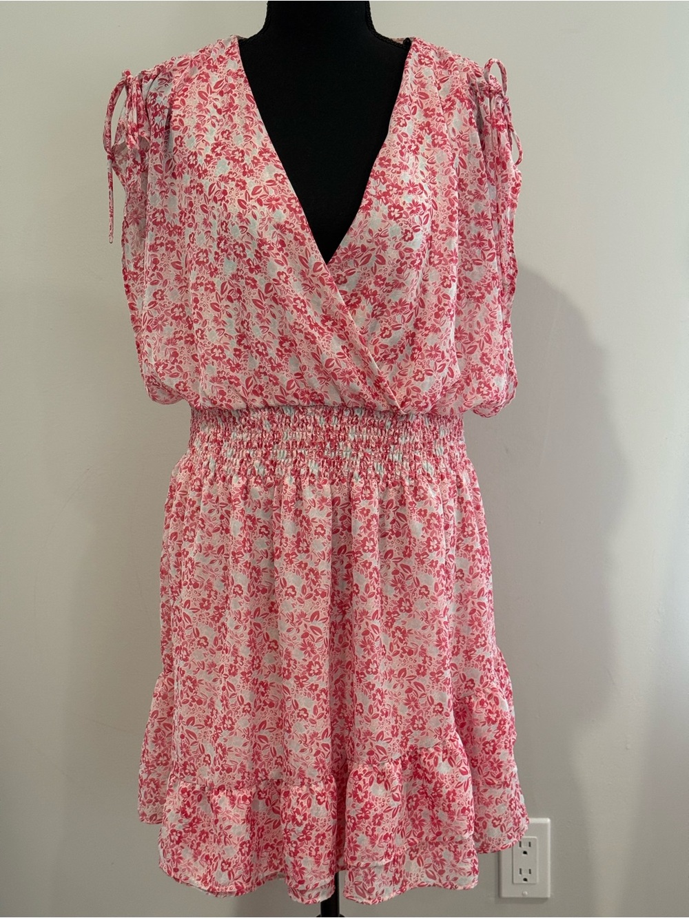 BCBG Paris XXL Pink Floral Wrap-Style Dress 789